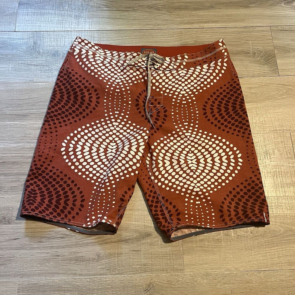 Tommy Bahama Relax Mens 38 Boardshorts Swim Trunks Abstract Print UN-lined